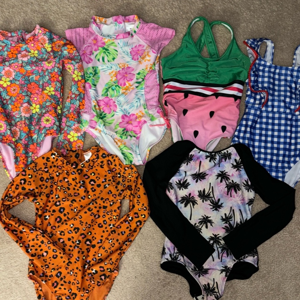 Bundle of 6 swimsuits